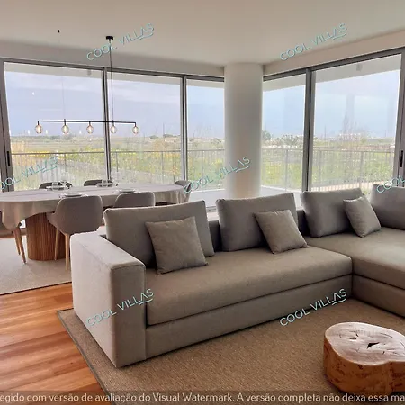 Seafront - 4 Pax - Swimming Pool *
