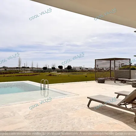 Apartment Seafront - 4 Pax - Swimming Pool Armacao de Pera