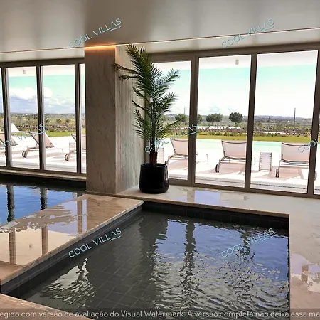 Daire Seafront - 4 Pax - Swimming Pool *
